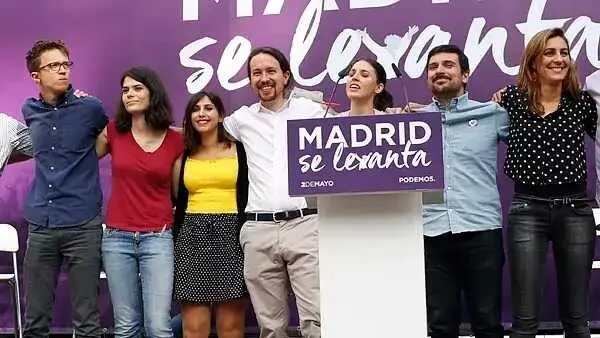 Pablo Iglesias y Dina Bousselham - Foto de Podemos