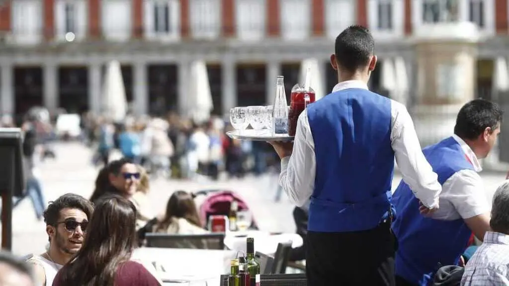 Hosteler&iacute;a camareros Espa&ntilde;a - Foto de Hosteler&iacute;a Espa&ntilde;a