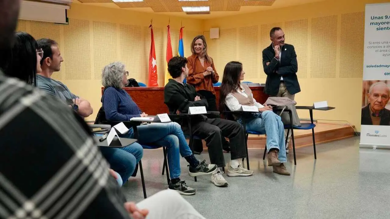 Formaci&oacute;n para prevenir la soledad no deseada en comercios - Foto del Ayuntamiento de M&oacute;stoles
