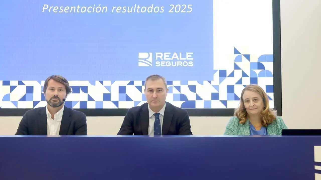 Directivos de Reale durante la rueda de prensa con Ignacio Mariscal en el centro- Foto de Reale