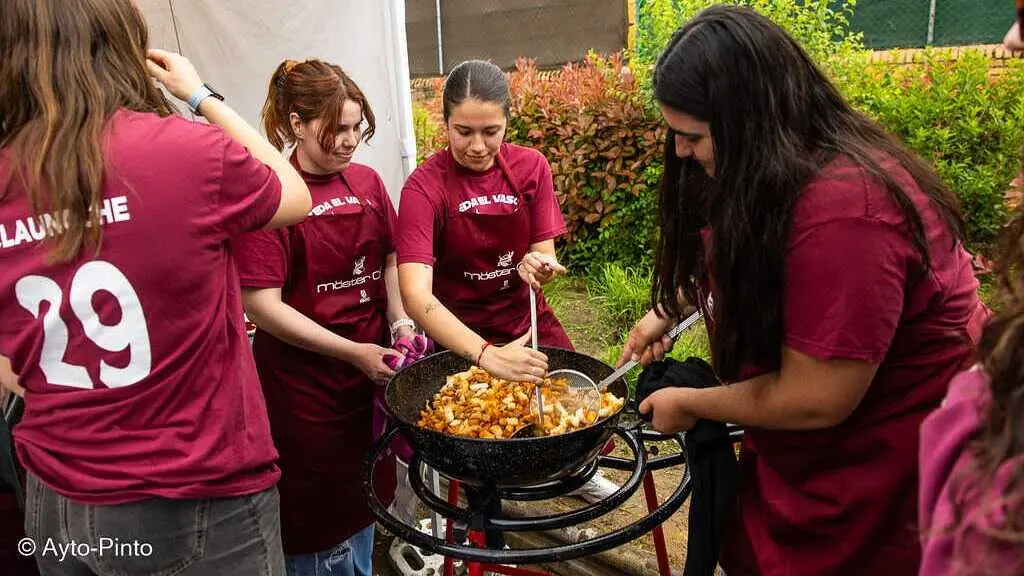 La nueva edici&oacute;n de 'MosterChef' en las Fiestas del Prado ampl&iacute;a la participaci&oacute;n a 30 equipos - Foto del Ayuntamiento de Pinto