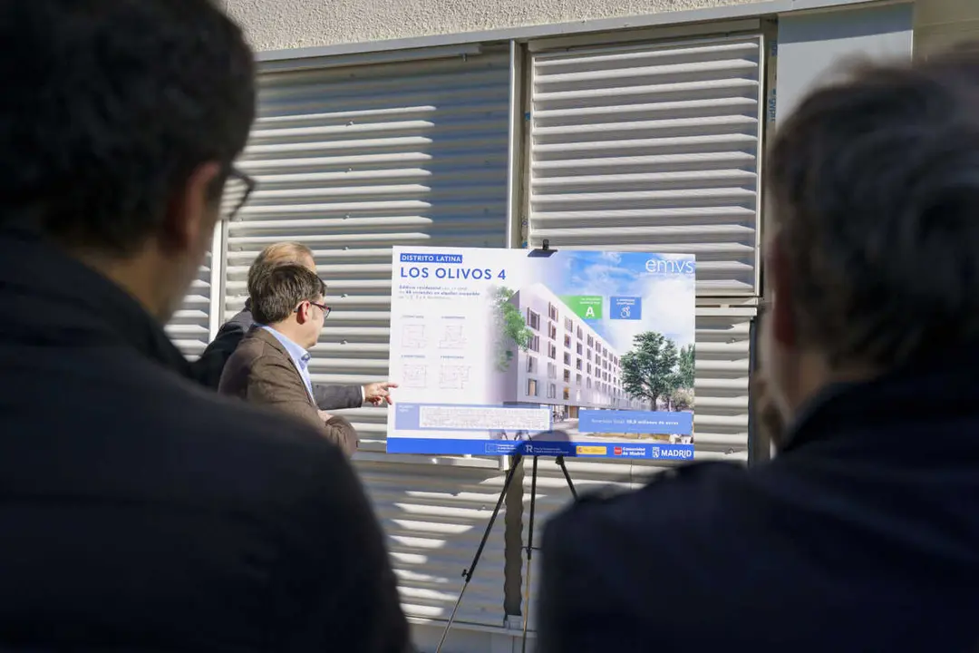 Momento de la presentaci&oacute;n en Colonia de Los Olivos - Foto Ayuntamiento de Madrid