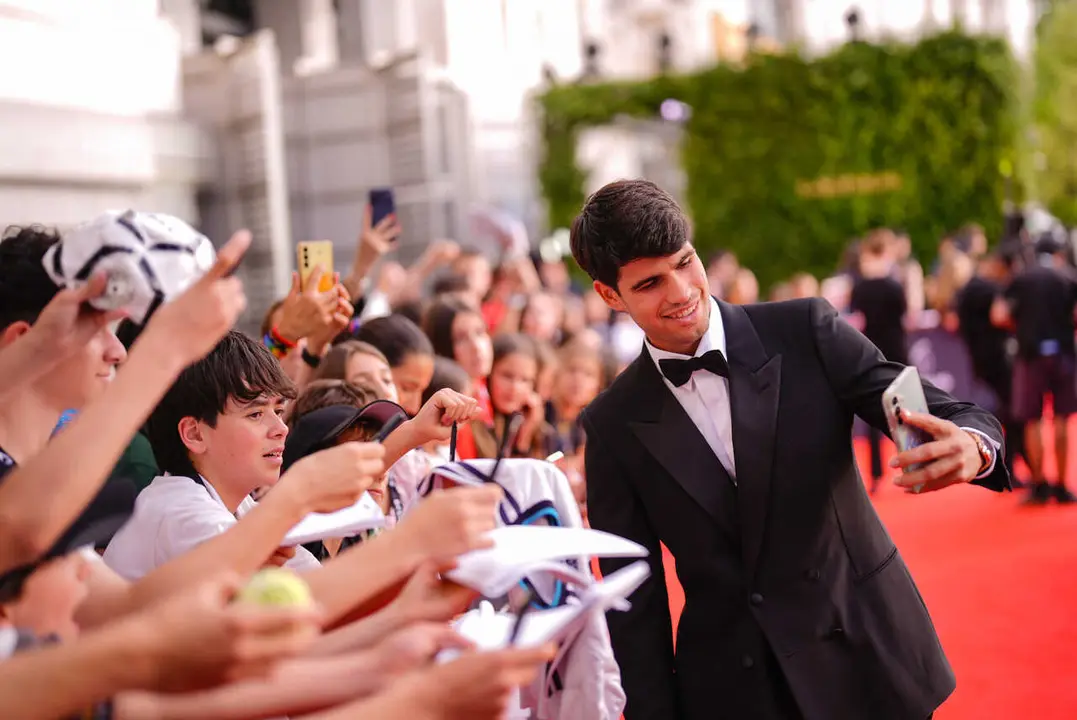 El tenista, Carlos Alcaraz, en su llegada a la 27&ordf; edici&oacute;n de los premios Laureus - Foto Ayuntamiento de Madrid
