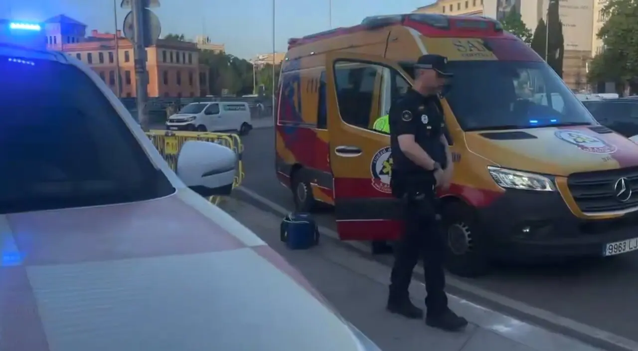 Ambulancia en Atocha - Foto Emergencias Madrid