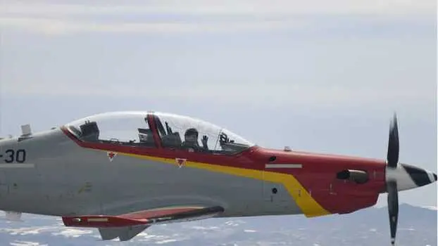 Princesa Leonor en un avi&oacute;n - Foto de la Casa Real