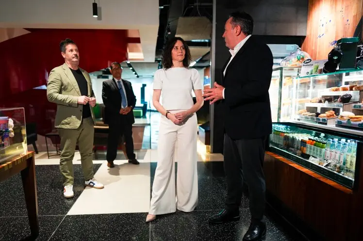 Ayuso, durante su visita a la sede central de la multinacional en Ciudad de M&eacute;xico - Foto Comunidad de Madrid