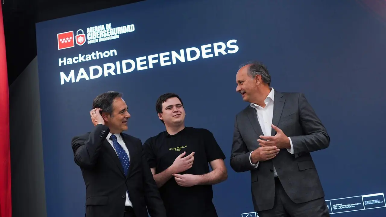Madrid crea el equipo MadrIDefenders con 50 expertos en ciberseguridad tras el hackathon Hack Royale