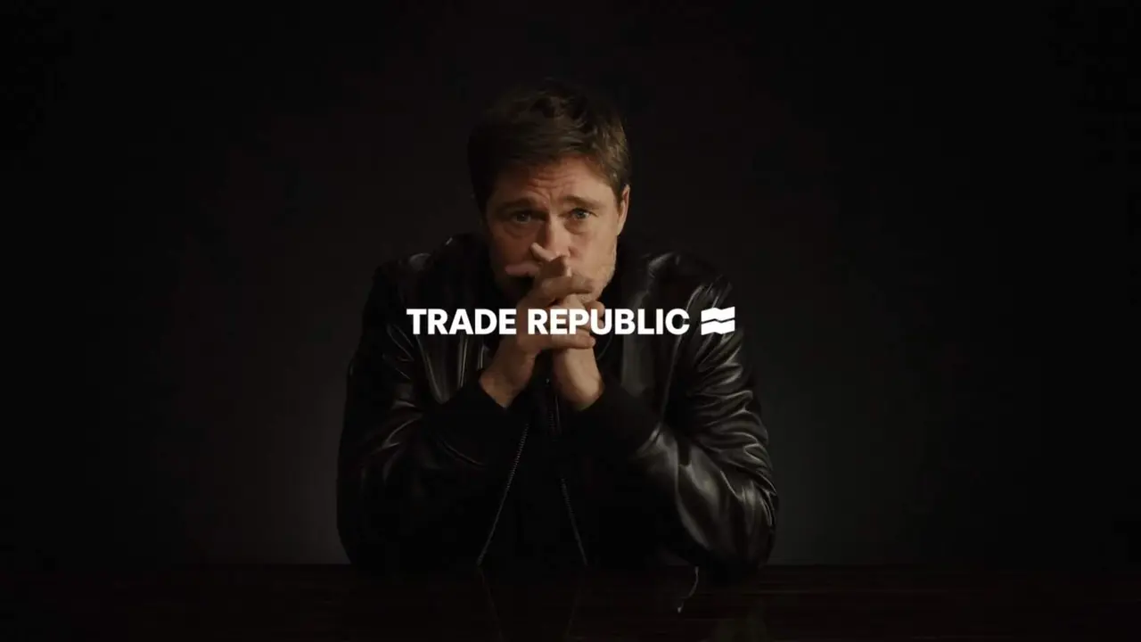 Trade Republic eleva la rentabilidad de su cuenta al 3,04% TAE con Brad Pitt como imagen de campa&ntilde;a - Imagen del v&iacute;deo de la campa&ntilde;a