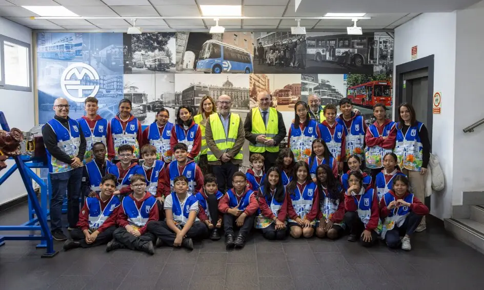 Visita escolares a EMT Madrid - Foto Ayuntamiento de Madrid
