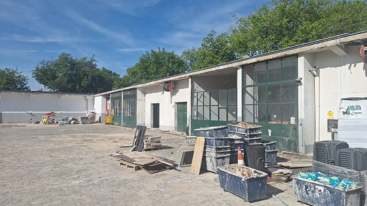 Parque de maquinaria de los servicios municipales de limpieza y recogida de residuos