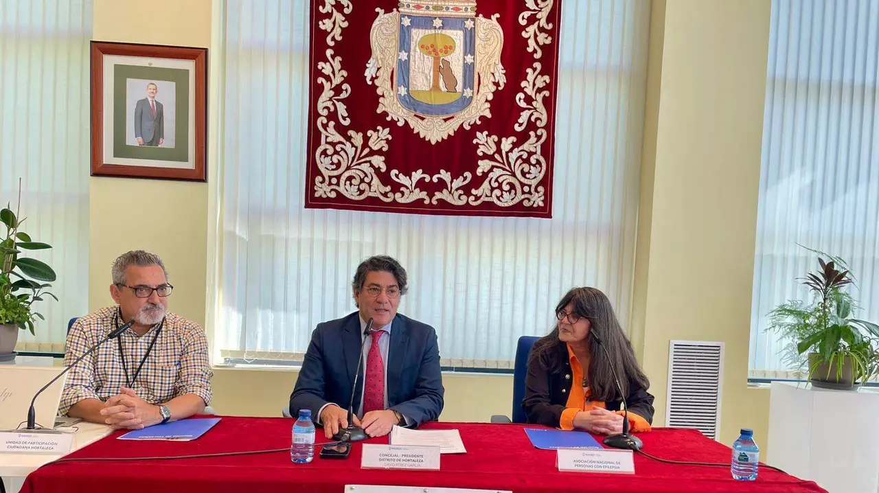 P&eacute;rez inaugura la jornada sobre epilepsia &lsquo;Inf&oacute;rmate para entender&rsquo;