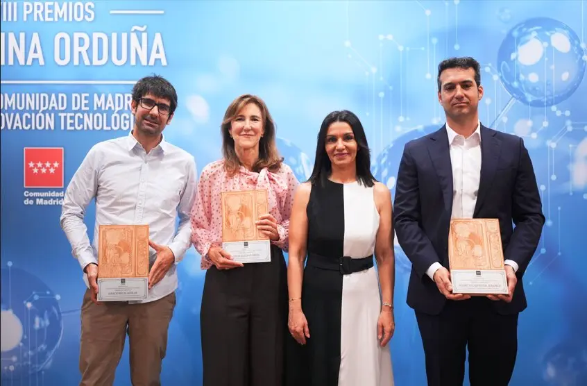 La consejera de Educaci&oacute;n ha entregado los Premios Fermina Ordu&ntilde;a - Foto Comunidad de Madrid