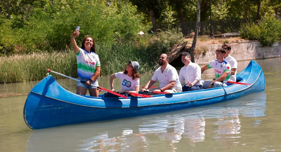 D&iacute;az Ayuso celebra el 50&ordm; aniversario de la  Escuela de Pirag&uuml;ismo Aranjuez - Foto Comunidad de Madrid