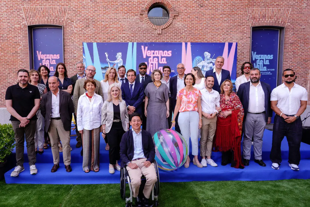 Almeida presenta la programaci&oacute;n de Veranos de la Villa 2026