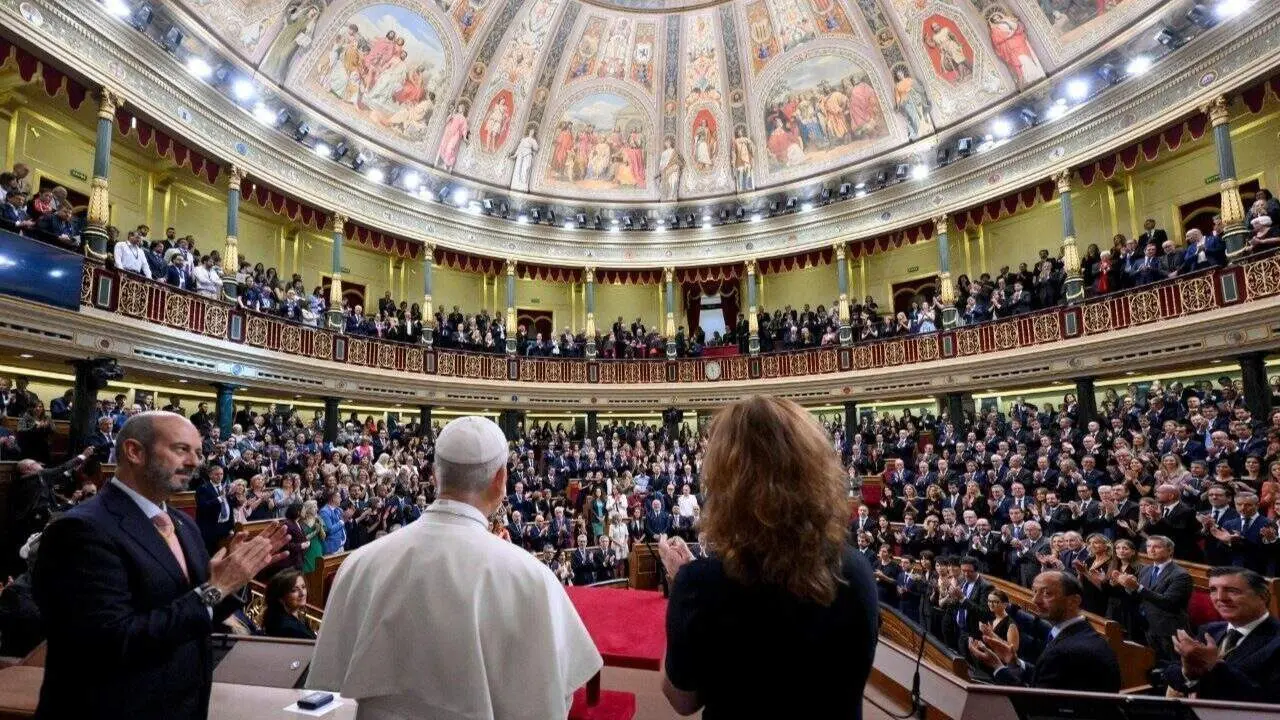El Papa Le&oacute;n XIV en el Congreso ante los representantes pol&iacute;ticos - Foto de Vatican News