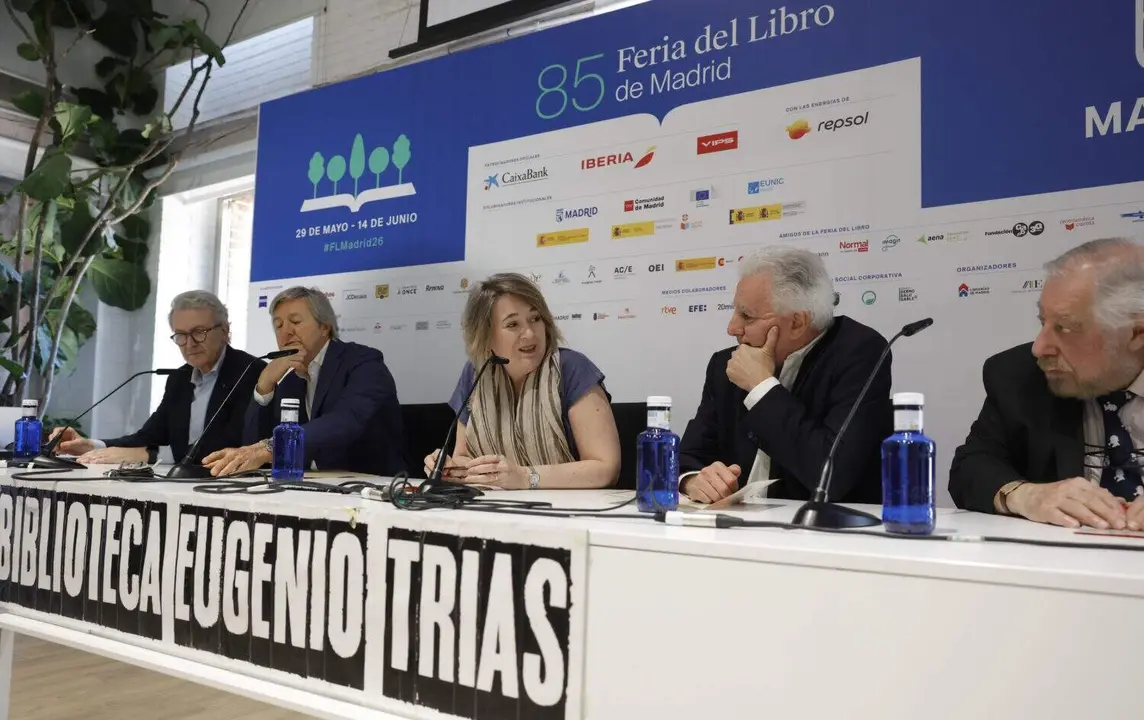 La delegada de Cultura, Turismo y Deporte, Marta Rivera de la Cruz, ha inaugurado hoy la exposici&oacute;n &lsquo;Borges. A&ntilde;os de esplendor literario&rsquo; - Foto Ayuntamiento de Madrid