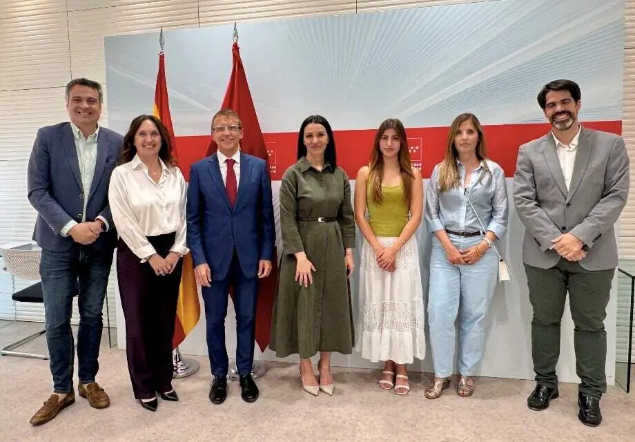 La Comunidad felicita a Valeria Fragola, mejor nota en la PAU - Foto Comunidad de Madrid