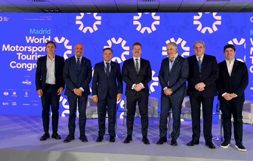 El consejero De Paco Serrano inaugur&oacute; el World Motorsport Tourism Congress - Foto Comunidad de Madrid