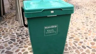Alcal&aacute; de Henares y Ecovidrio se al&iacute;an para disparar el reciclaje de vidrio con una gran campa&ntilde;a dual - Imagen del Ayuntamiento de Alcal&aacute; de Henares