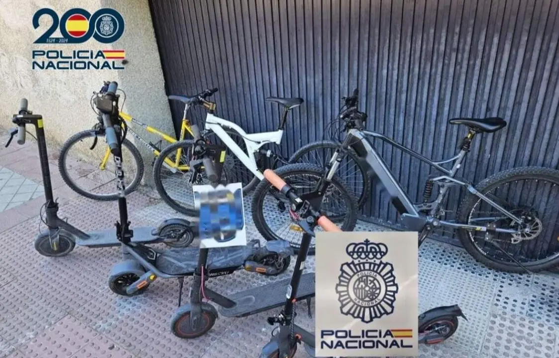 Los patinetes y bicicletas robados - Foto de la Polic&iacute;a Nacional