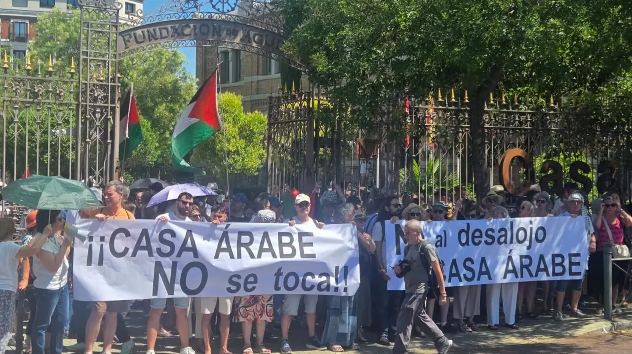 El desalojo de Casa &Aacute;rabe de las Escuelas Aguirre