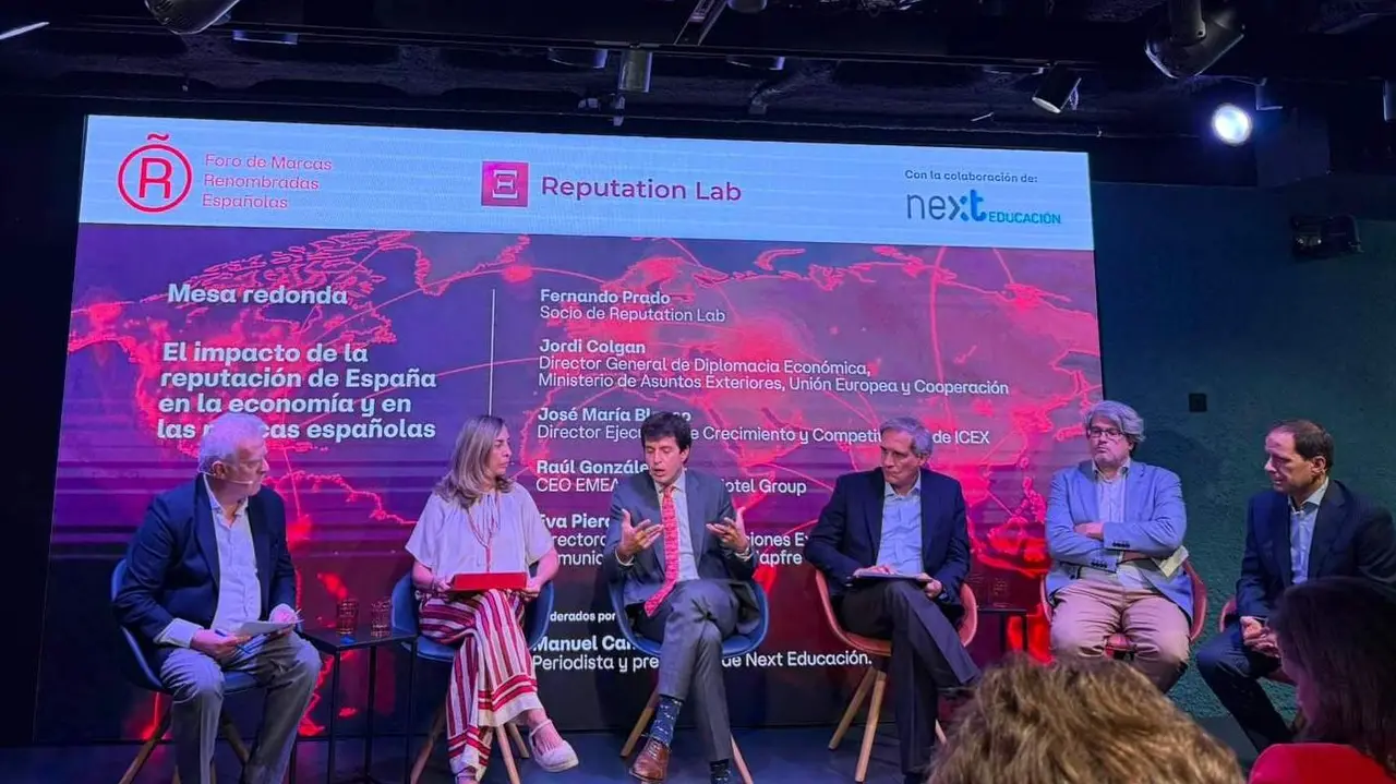 La paradoja de la Marca Espa&ntilde;a: &iquest;Por qu&eacute; el mundo nos admira como pa&iacute;s pero le cuesta comprar nuestras marcas? - Mesa redonda tras la presentaci&oacute;n del informe RepCore Nations 2026
