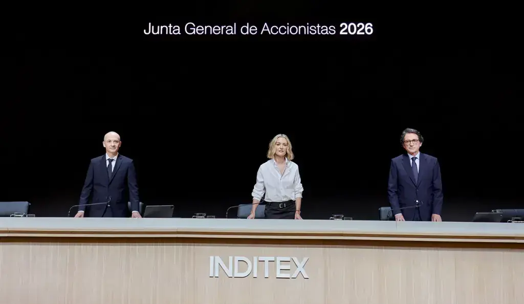 Inditex ficha a Goirigolzarri como consejero independiente en su junta de los 25 a&ntilde;os como cotizada. Junta General de Accionistas 2026 - Foto de Inditex