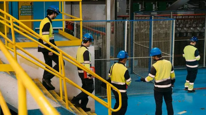 Trabajadores en la Central Nuclear de Almaraz - Foto de Foro Nuclear