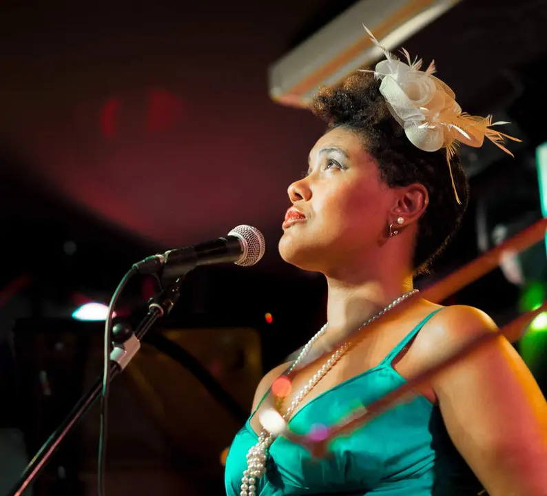 Imagen de la vocalista estadounidense T.J. Jazz, que homenajear&aacute; a Billie Holiday. &copy;Ernesto Cortijo