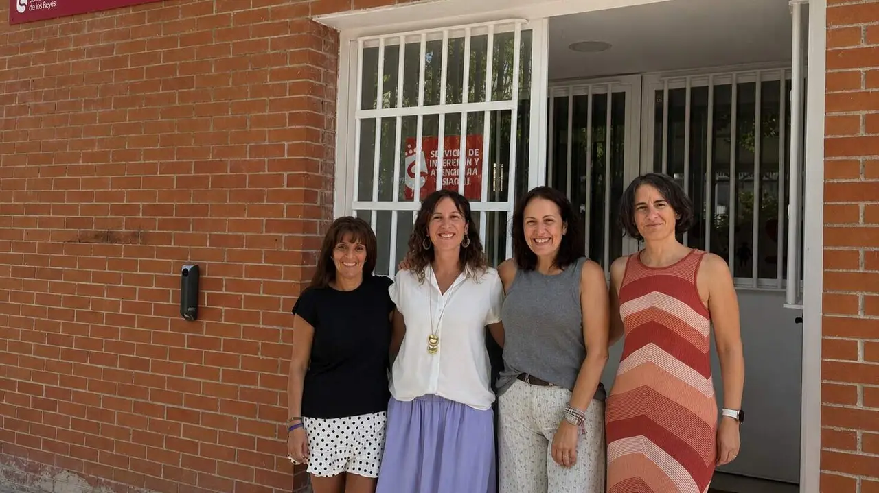 San Sebasti&aacute;n de los Reyes potencia su servicio de empleo con un nuevo espacio municipal - Foto del Ayuntamiento de San Sebasti&aacute;n de los Reyes en el nuevo local del Servicio de Empleo y Activaci&oacute;n Social (SIAL)