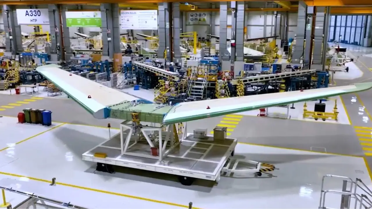 Foto de las instalaciones de Airbus extra&iacute;da de un v&iacute;deo de la compa&ntilde;&iacute;a