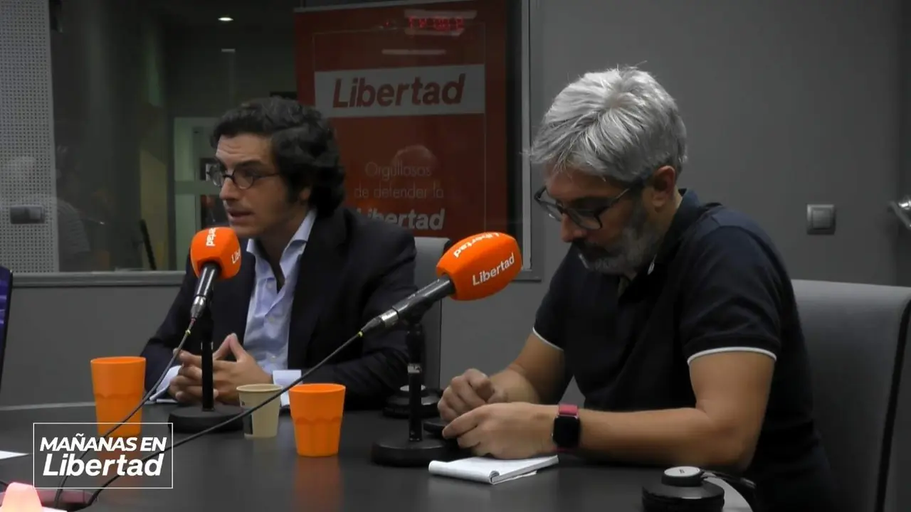 Figaredo (Vox) critica la gesti&oacute;n de los incendios: Ocho aviones de extinci&oacute;n y cinco Falcon