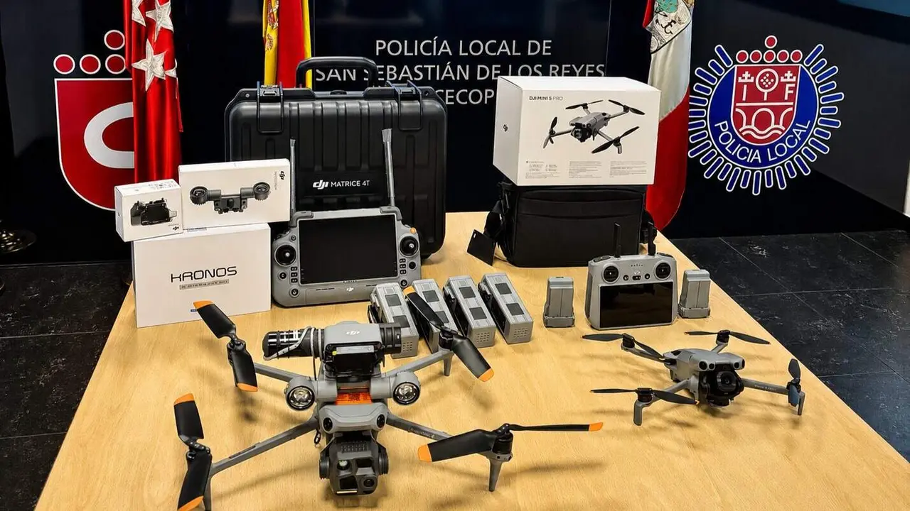 La Polic&iacute;a Local de San Sebasti&aacute;n de los Reyes suma dos nuevos drones de &uacute;ltima generaci&oacute;n a sus medios t&eacute;cnicos - Foto del Ayuntamiento de San Sebasti&aacute;n de los Reyes