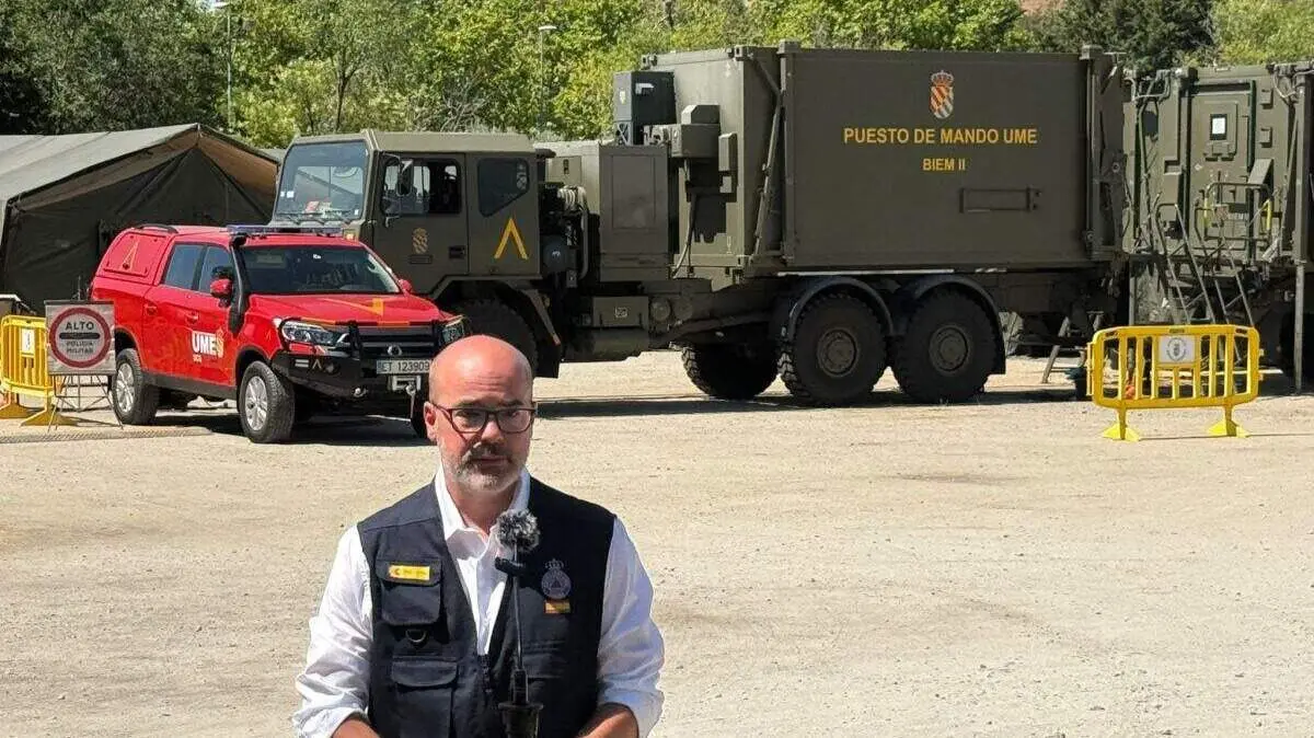Francisco Mart&iacute;n en el Puesto de Mando Avanzado | Foto de Servimedia