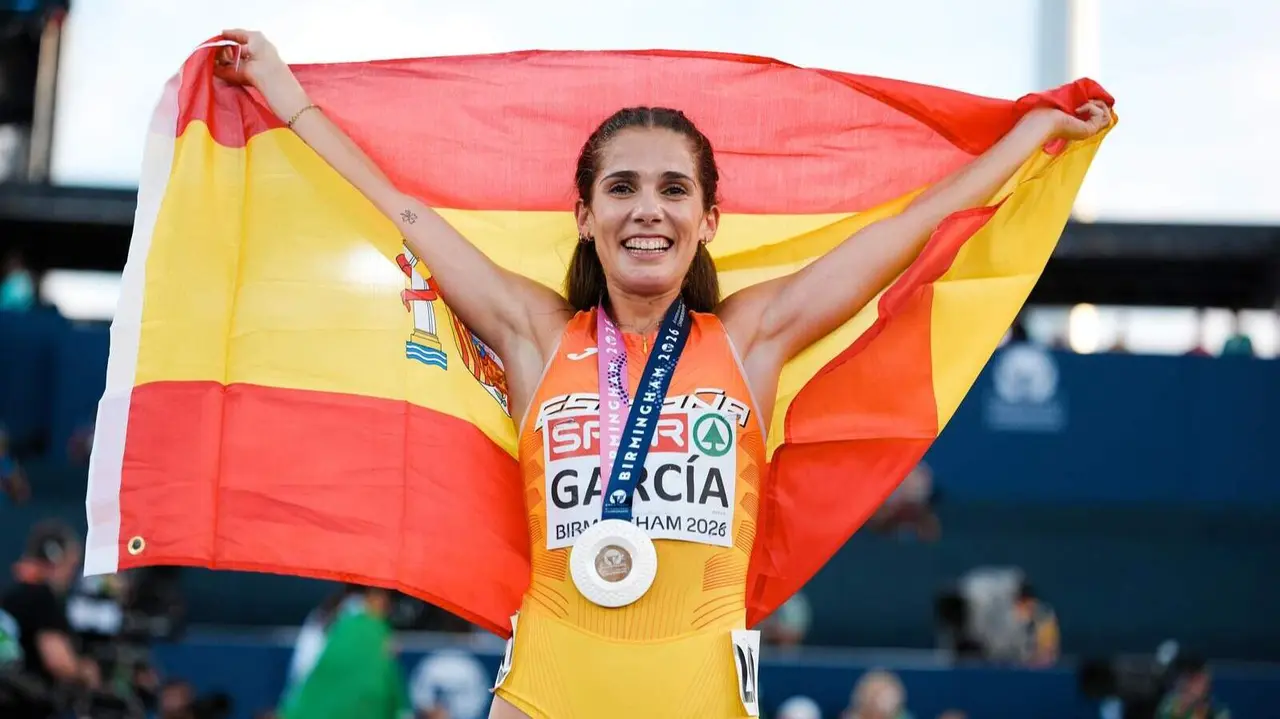 Marta Garc&iacute;a logra la plata en 5.000 metros y abre el medallero espa&ntilde;ol en el Europeo de Birmingham - Foto de la Real Federaci&oacute;n Espa&ntilde;ola de Atletismo