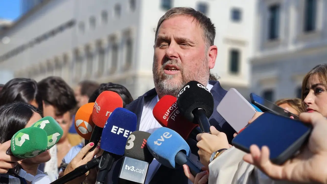 Oriol Junqueras en una atenci&oacute;n a medios desde Madrid - Foto de ERC