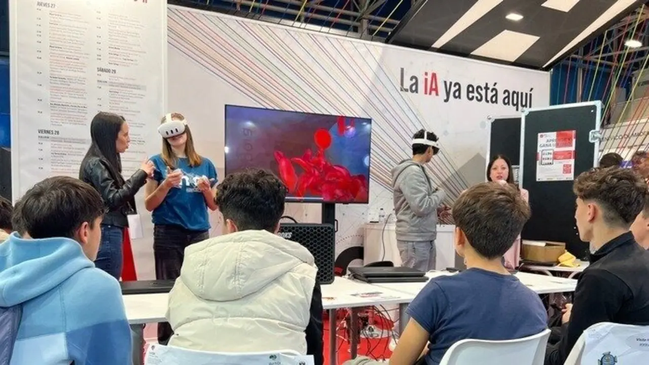 M&aacute;s de 24.000 madrile&ntilde;os ya se han formado en tecnolog&iacute;a responsable con &lsquo;Madrid Aula Digital&rsquo;