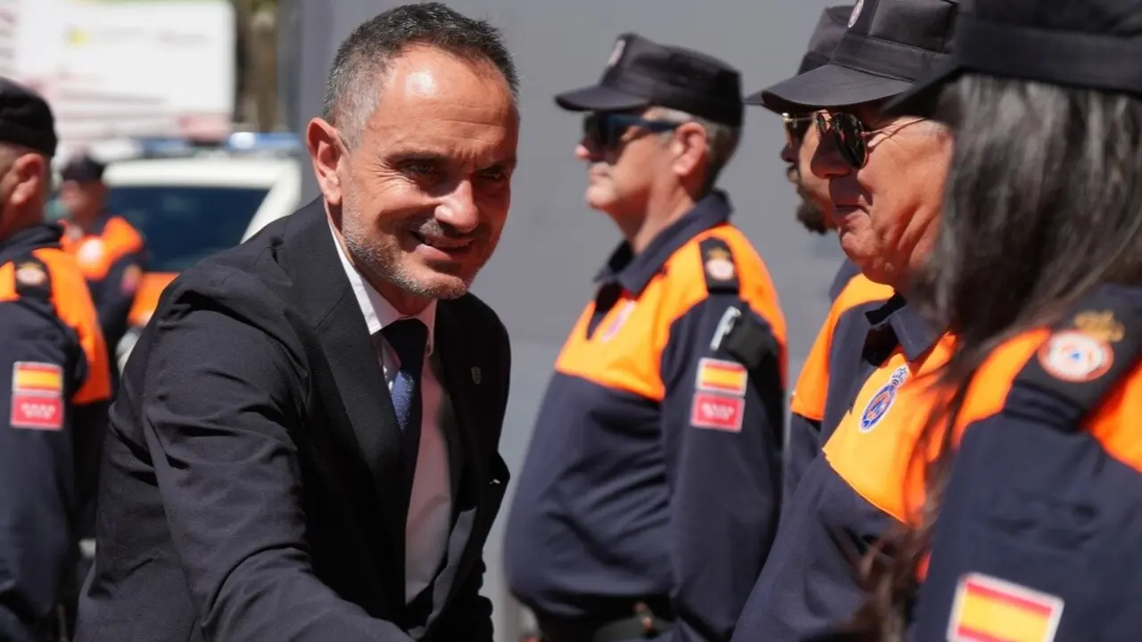 Manuel Bautista en el el 33 aniversario de la Agrupaci&oacute;n de Voluntarios de Protecci&oacute;n Civil - Fran Claudio