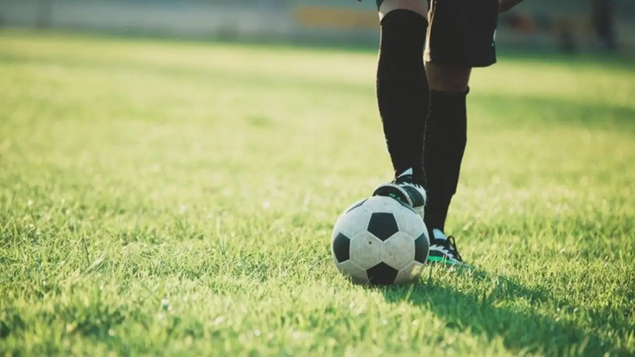 F&uacute;tbol base - Foto jcomp