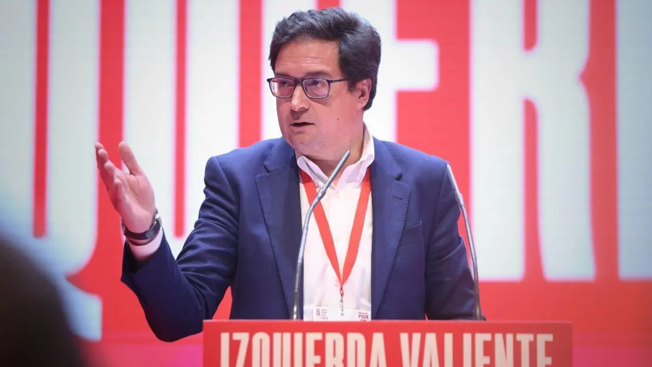 &Oacute;scar L&oacute;pez durante un acto | Foto de archivo del PSOE de la Comunidad de Madrid