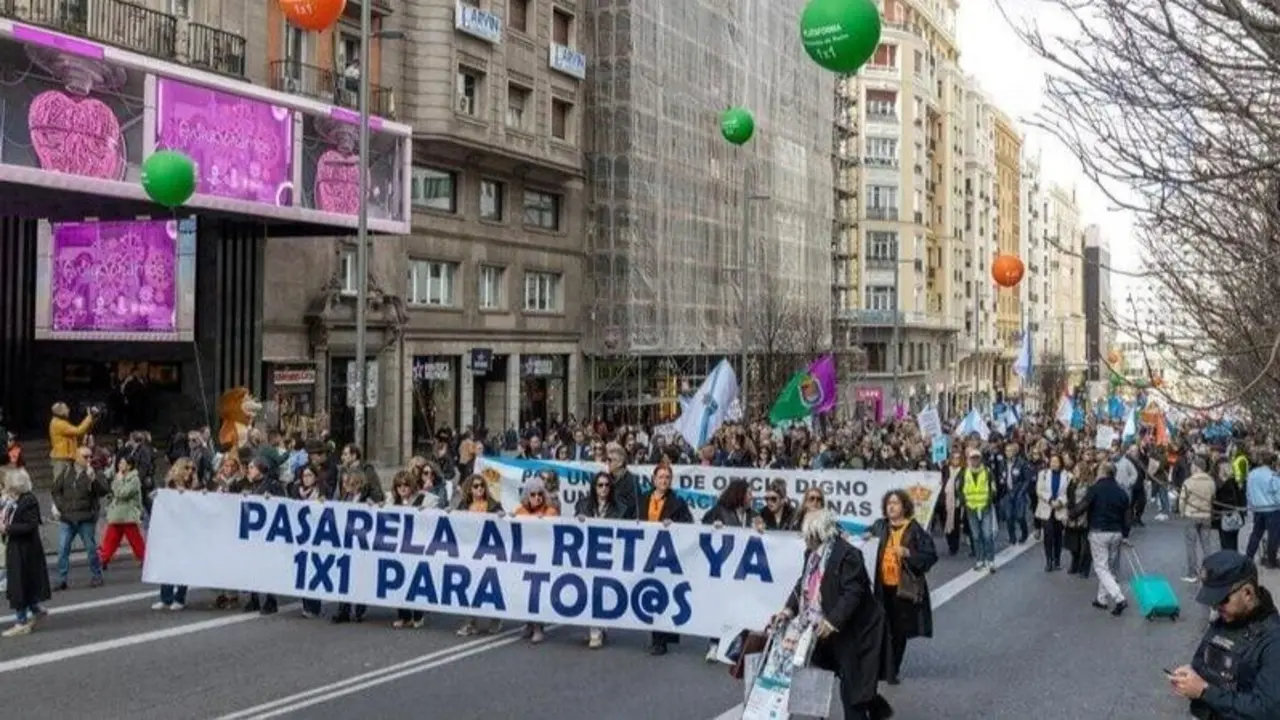 Manifestaci&oacute;n mutualistas exigen la pasarela 1x1 al RETA