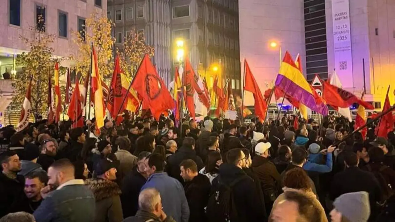 Manifestaci&oacute;n Frente Obrero - Imagen de archivo
