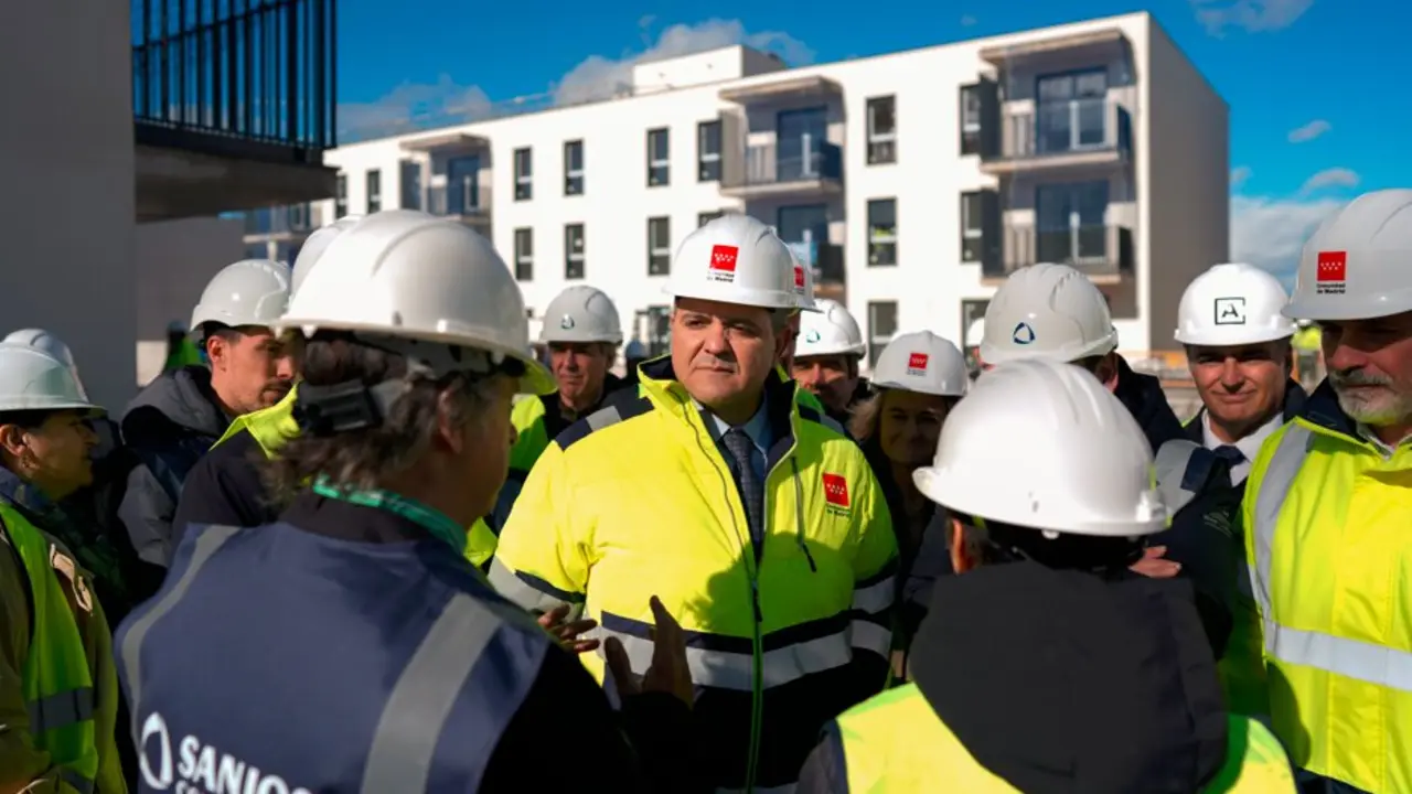 El consejero Rodrigo, durante su visita a Aranjuez - Foto Comunidad de Madrid