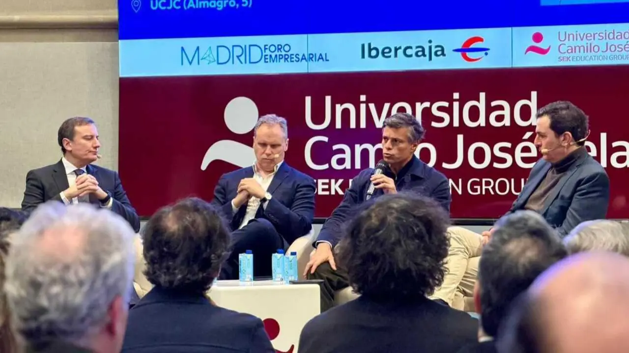 Debate en Madrid Foro Empresarial sobre la transici&oacute;n democr&aacute;tica en Venezuela
