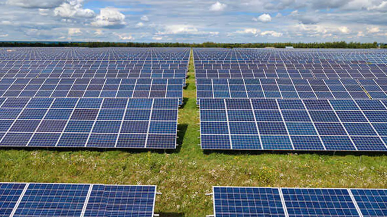 Energ&iacute;a fotovoltaica - Foto de Repsol
