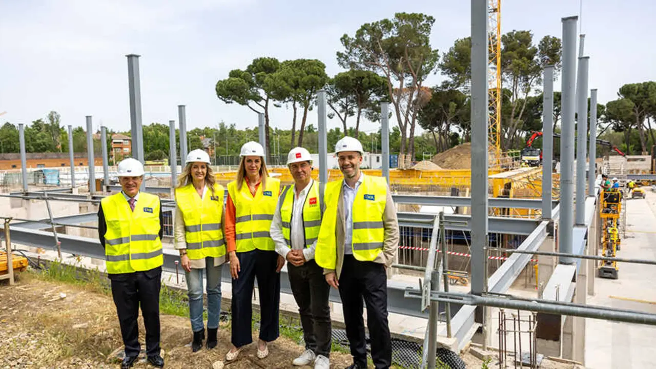 Visita a las obras del polideportivo Carlos Ruiz Pozuelo de Alarc&oacute;n - Foto del Ayuntamiento de Pozuelo