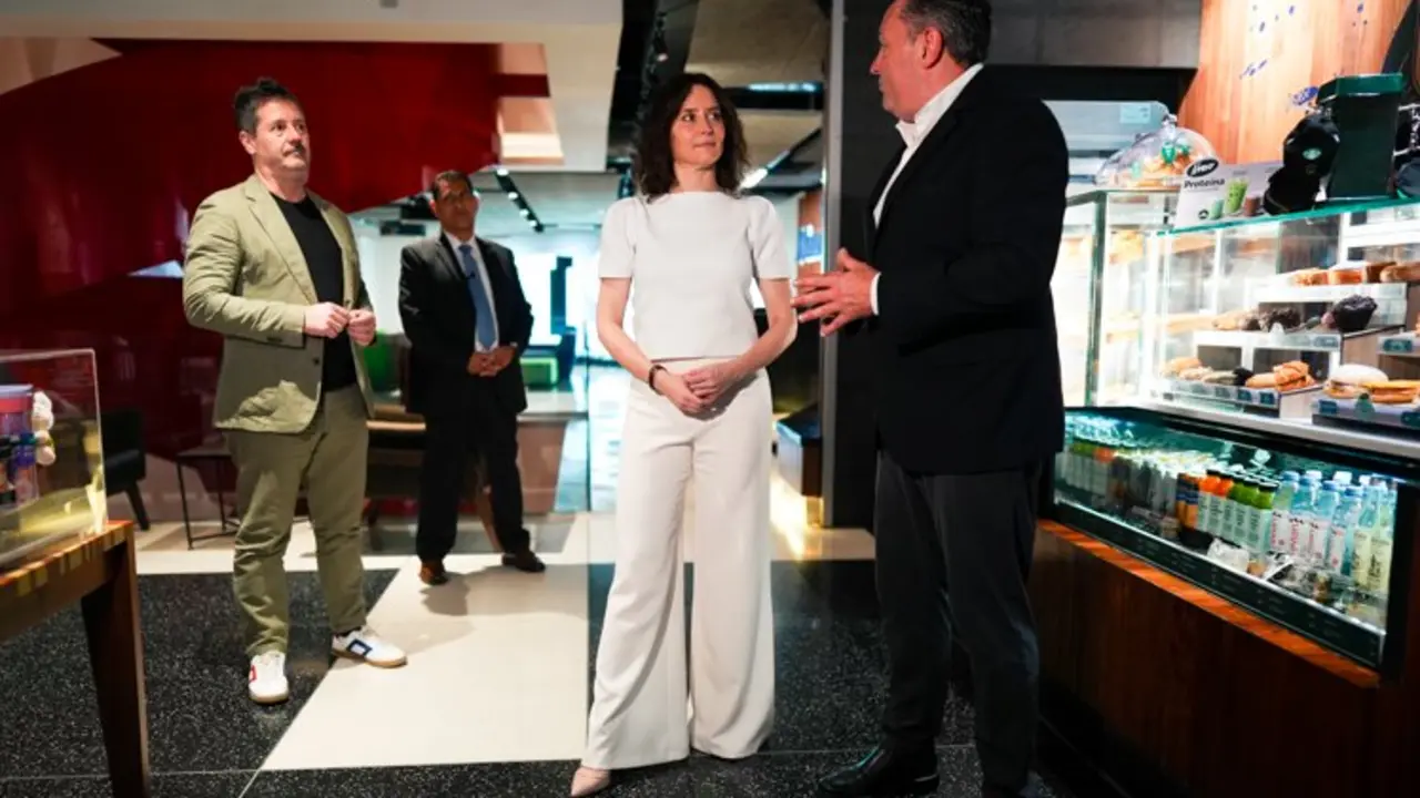 Ayuso, durante su visita a la sede central de la multinacional en Ciudad de M&eacute;xico - Foto Comunidad de Madrid