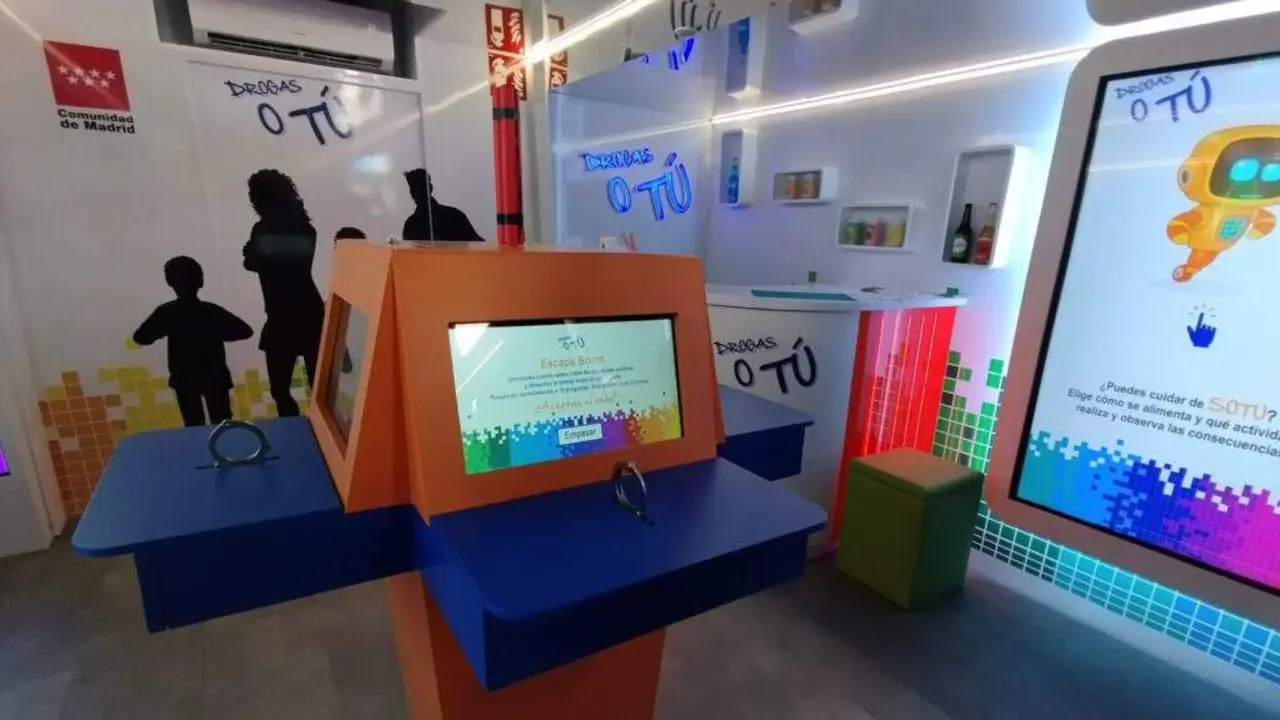 El autob&uacute;s interactivo &lsquo;Drogas o T&uacute;&rsquo; llega este s&aacute;bado a Tres Cantos para prevenir las adicciones en j&oacute;venes y familias - Foto del Ayuntamiento de Tres Cantos