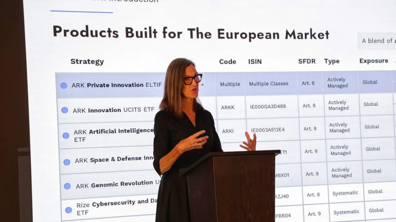 Cathie Wood presenta su estrategia de innovaci&oacute;n disruptiva ante inversores profesionales y anticipa un desplome de costes en sanidad y rob&oacute;tica - Foto de ARK Invest