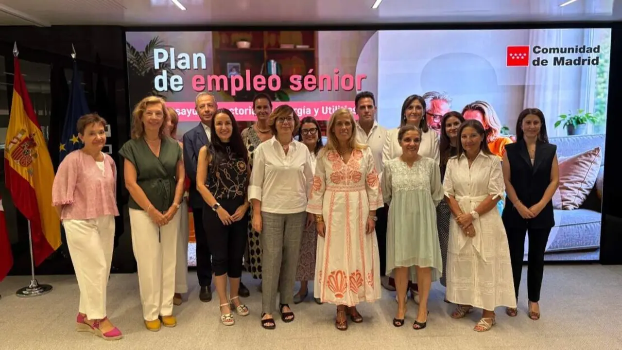 La consejera Albert ha explicado esta iniciativa en un encuentro sectorial con  empresas de energ&iacute;a y servicios p&uacute;blicos esenciales - Foto Comunidad de Madrid